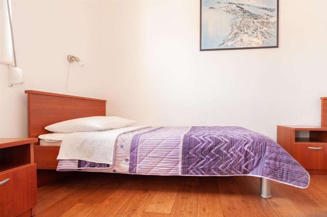 Apartments Lumaduma Трогир Экстерьер фото