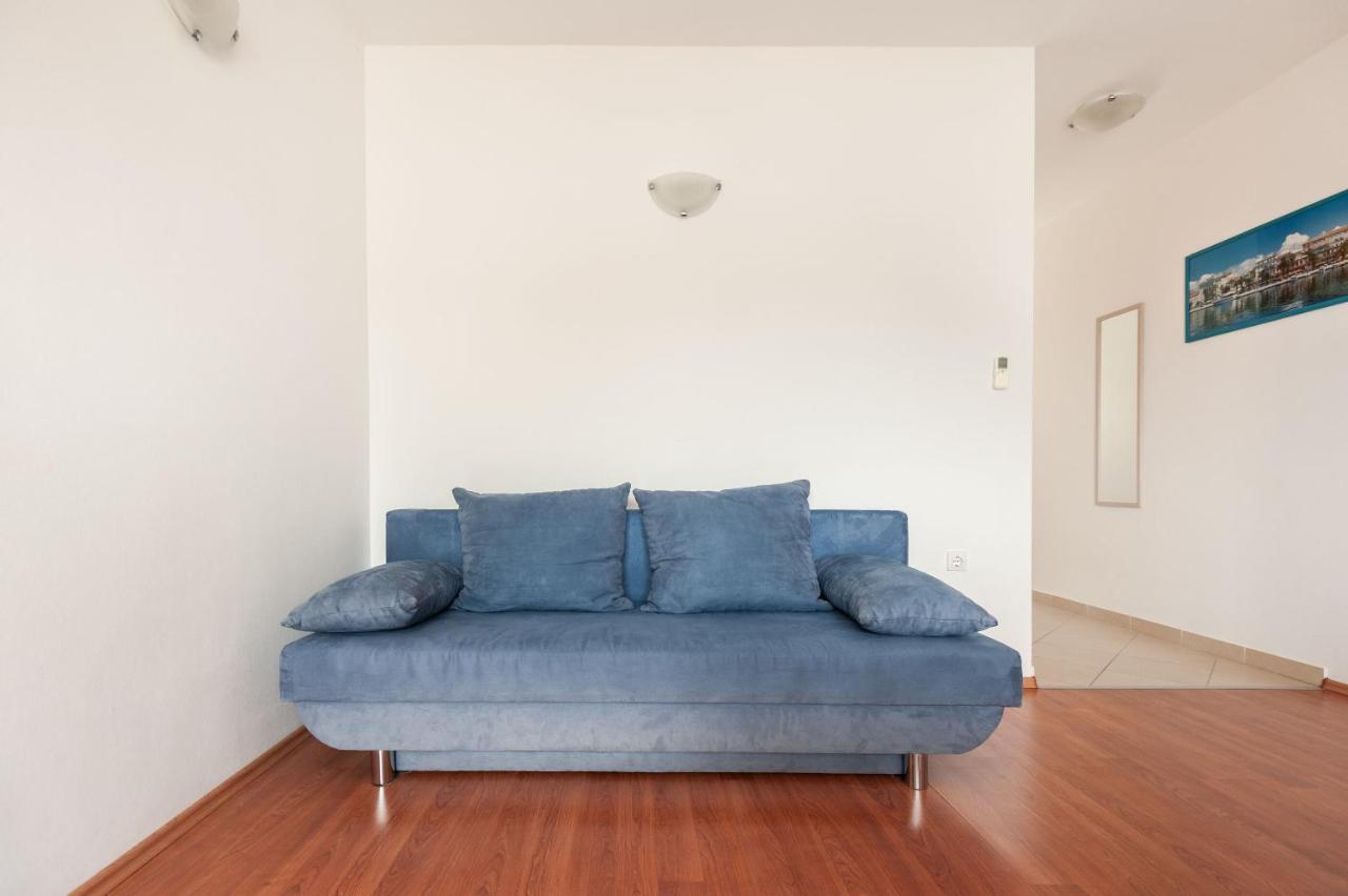 Apartments Lumaduma Трогир Экстерьер фото