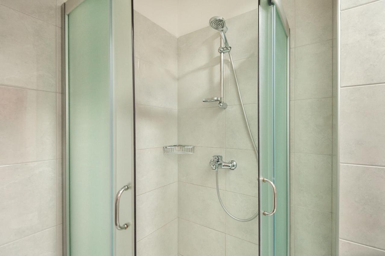 Apartments Lumaduma Трогир Экстерьер фото