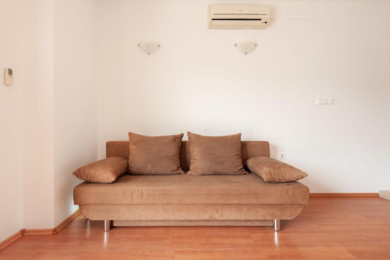 Apartments Lumaduma Трогир Экстерьер фото