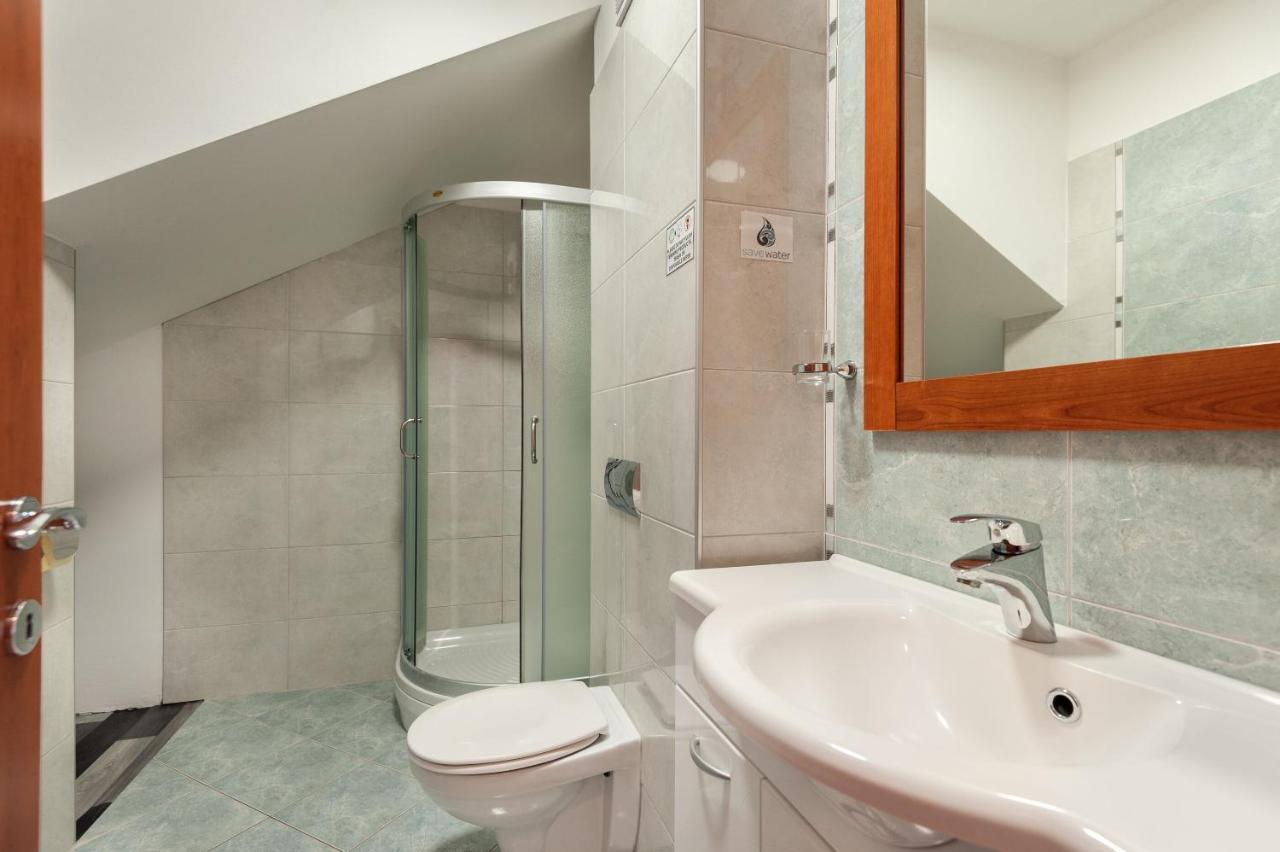 Apartments Lumaduma Трогир Экстерьер фото