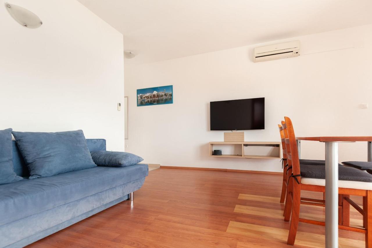 Apartments Lumaduma Трогир Экстерьер фото